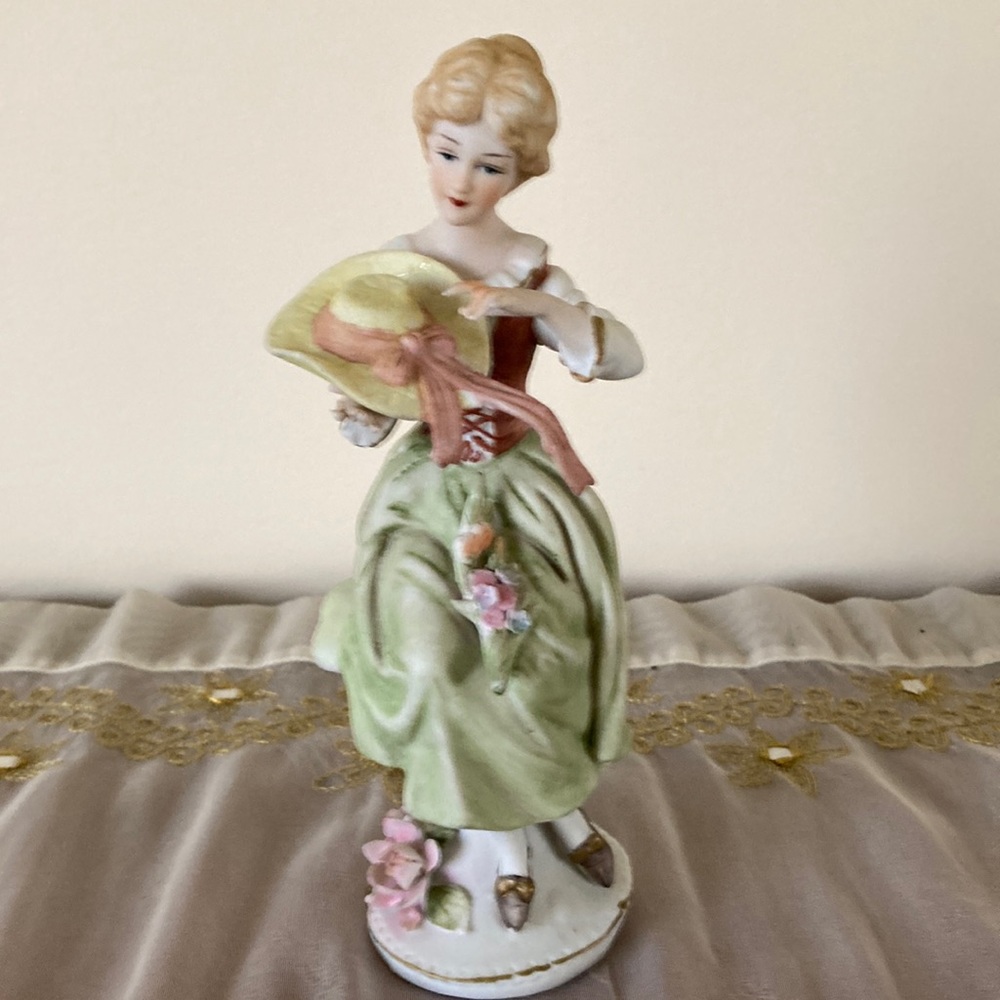 Vintage Hand Painted Porcelain Bisque Lady Figurine - Picture 1 of 10